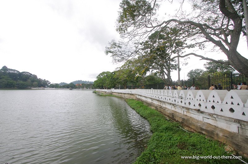 Kandy Lake