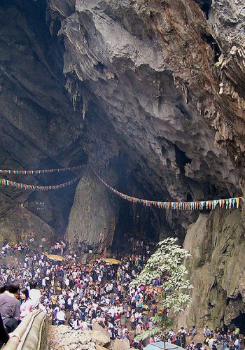 Entrance of Huong Tich Cave