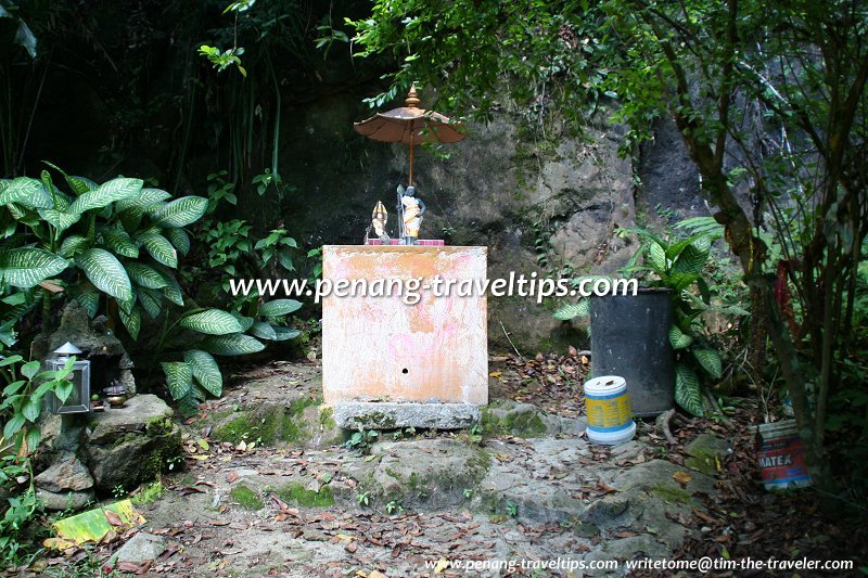 An altar at the Botanic Gardens Waterfall