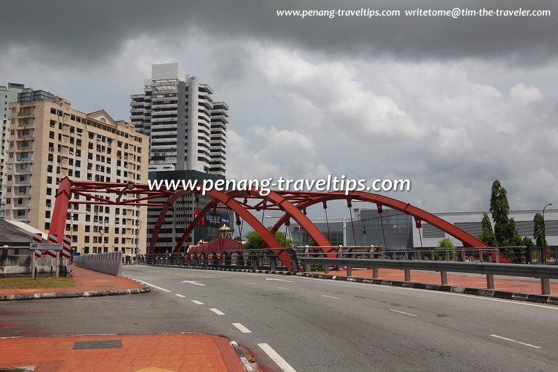 Approach to the new Sungai Pinang Bridge from Brick Kiln road