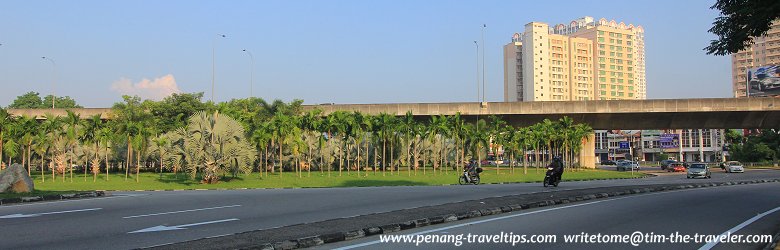 Bayan Baru Roundabout
