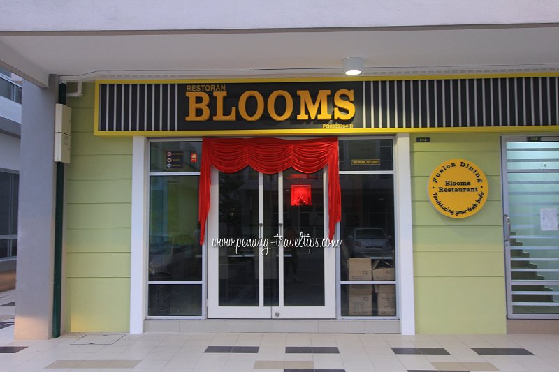 Blooms Restaurant