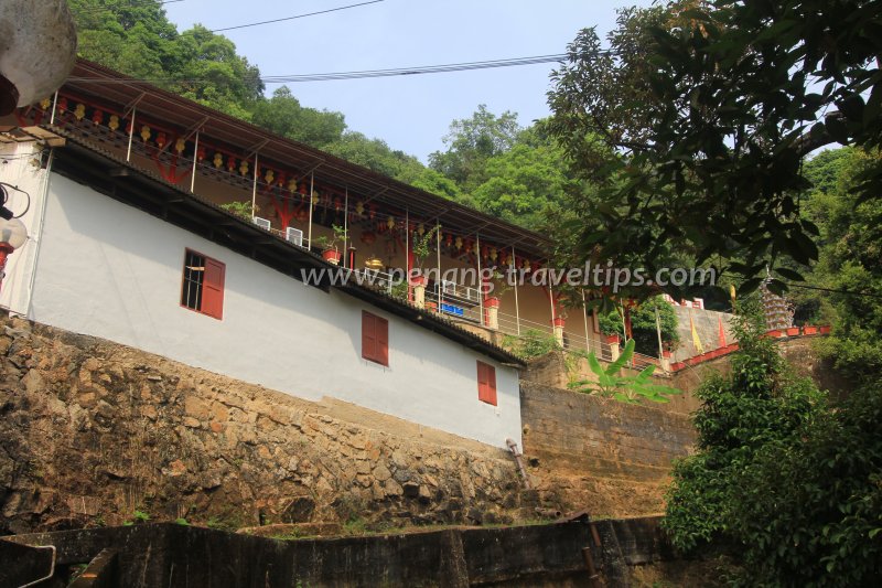 Buildings at Kuan Yim See