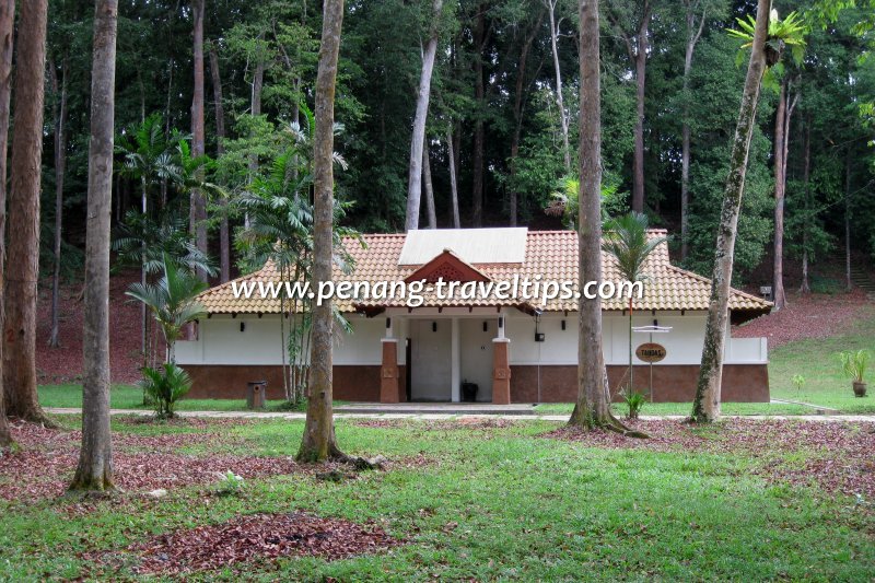 Bukit Panchor State Park toilet