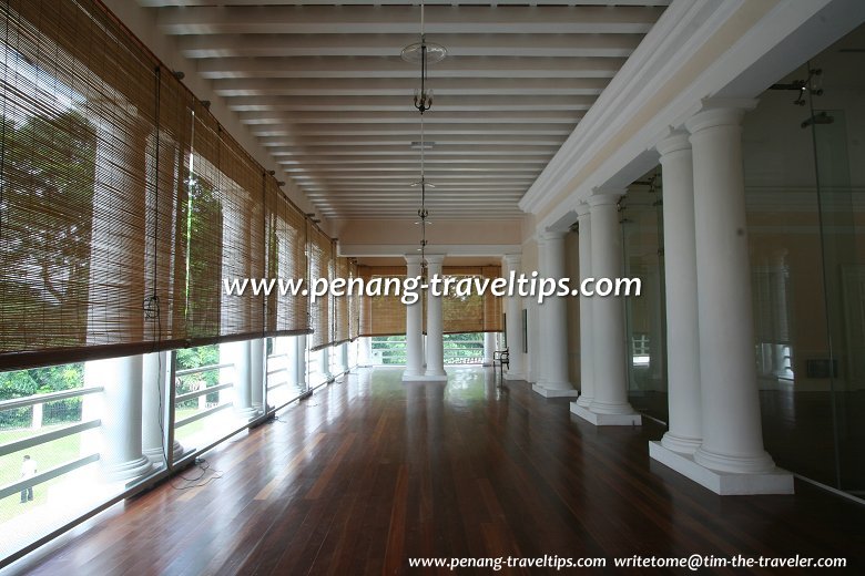 The colonnade at Suffolk House