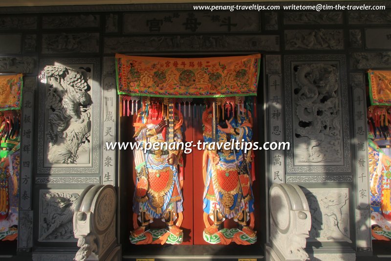 Front façade of Noordin Street Tow Moo Keong Temple