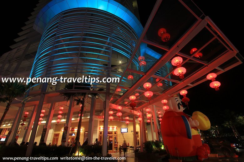 West Tower, Gurney Paragon, at night