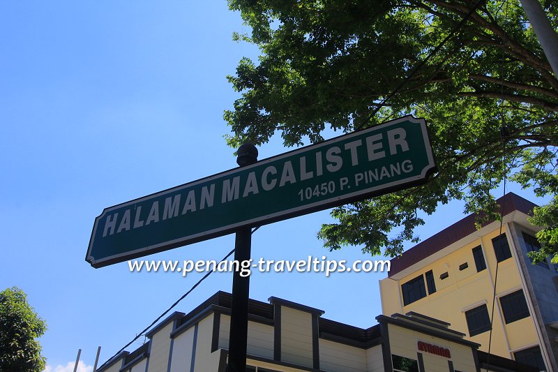 Halaman Macalister road sign