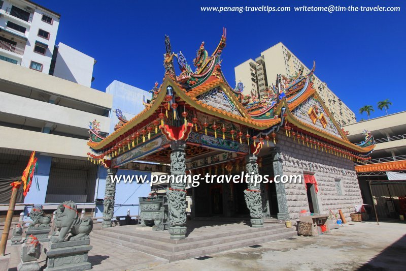 Side view of Hong San Keong Temple