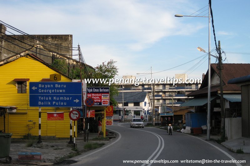 Jalan Dato' Ismail Hashim approaching Pekan Bayan Lepas