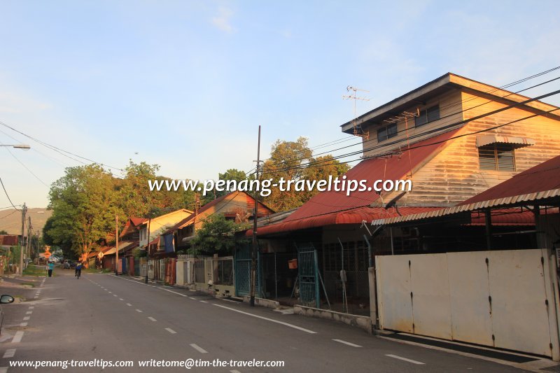 Jalan Madrasah, Jelutong