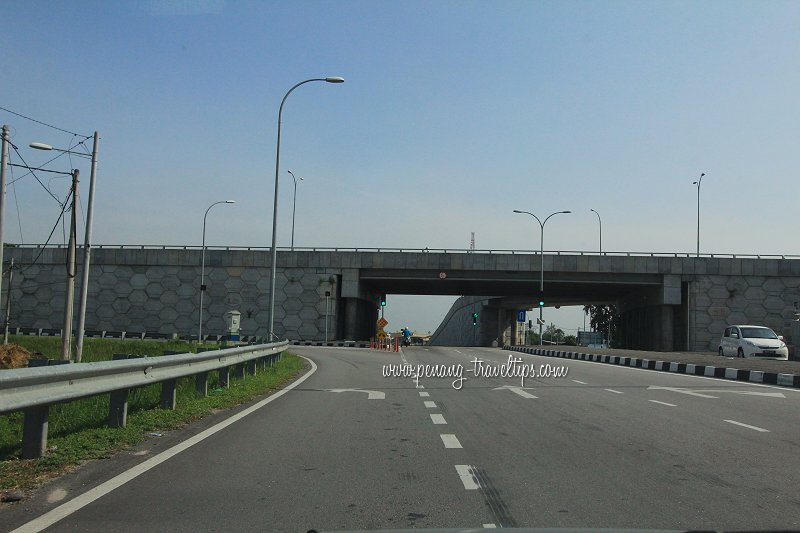 Jalan Maju flyover