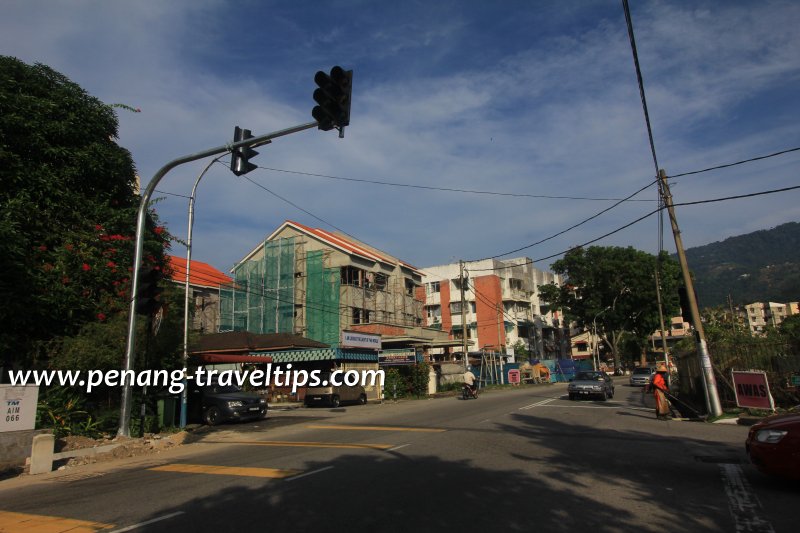 Jalan Padang Tembak