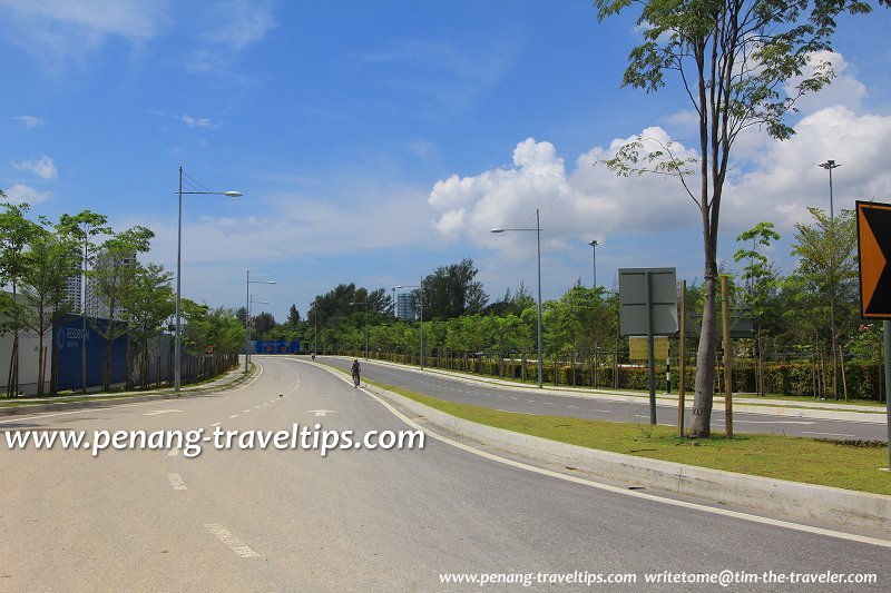 Jalan Pantai Sinaran, The Light Waterfront, Gelugor