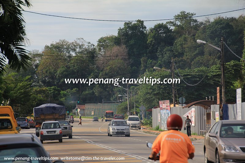 Jalan Permatang Damar Laut at Kampung Seronok