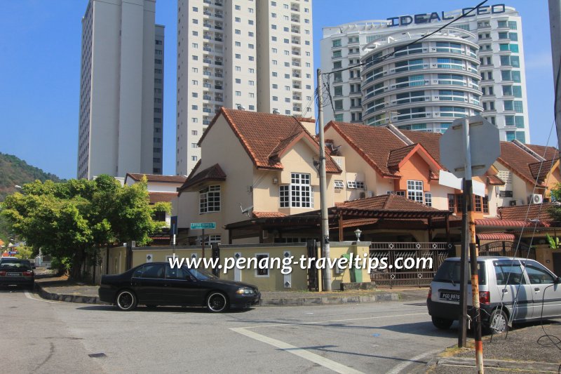 Junction of Jalan Rumbia with Lorong Rumbia 2