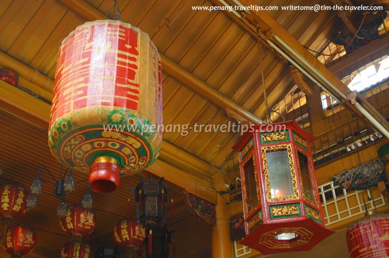 Kuan Yin See, lanterns