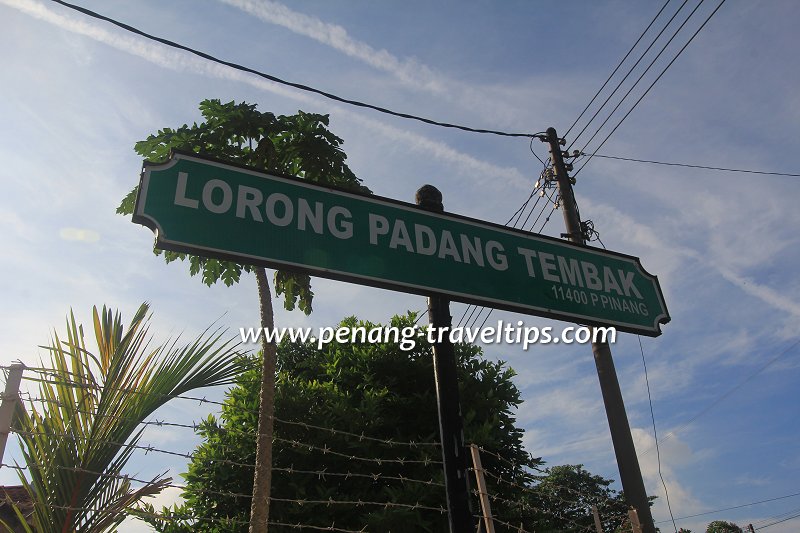 Lorong Padang Tembak road sign