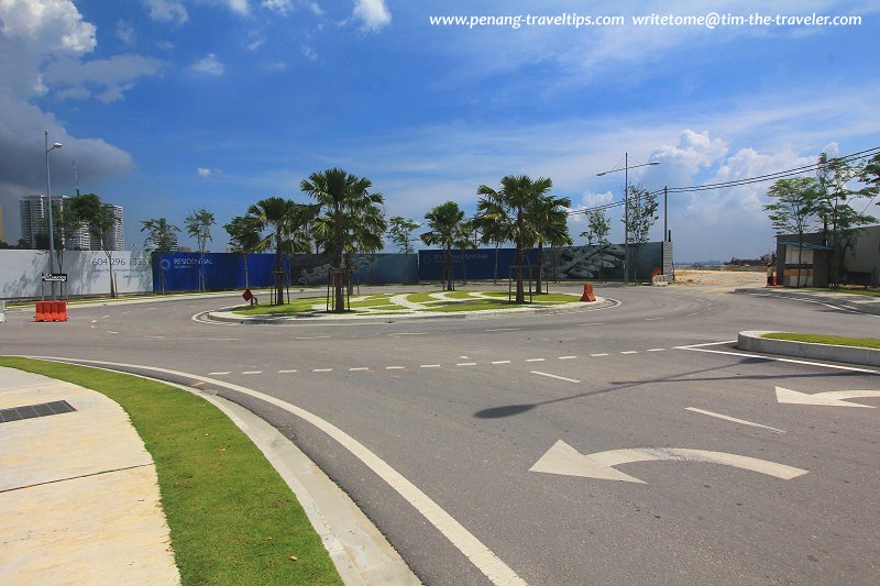 One of the roundabouts on Jalan Pantai Sinaran
