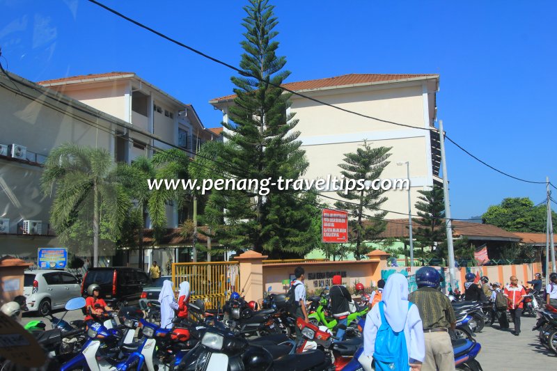 Sekolah Menengah Kebangsaan Batu Maung