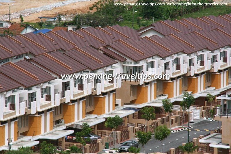 Terrace houses at Setia Pearl Island