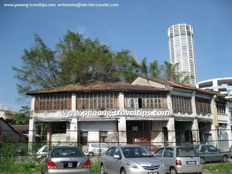 Shophouses of Maxwell Road, dilapidated but still beautiful and worth preserving