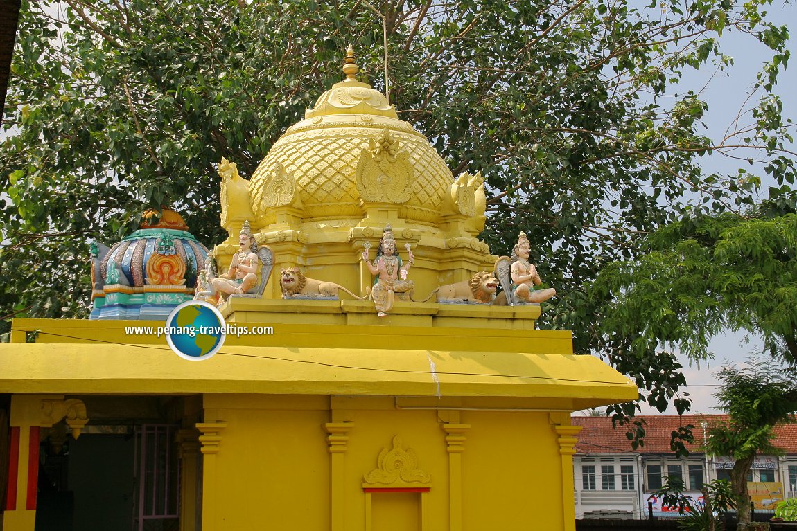 A shrine at Sri Ramar Temple