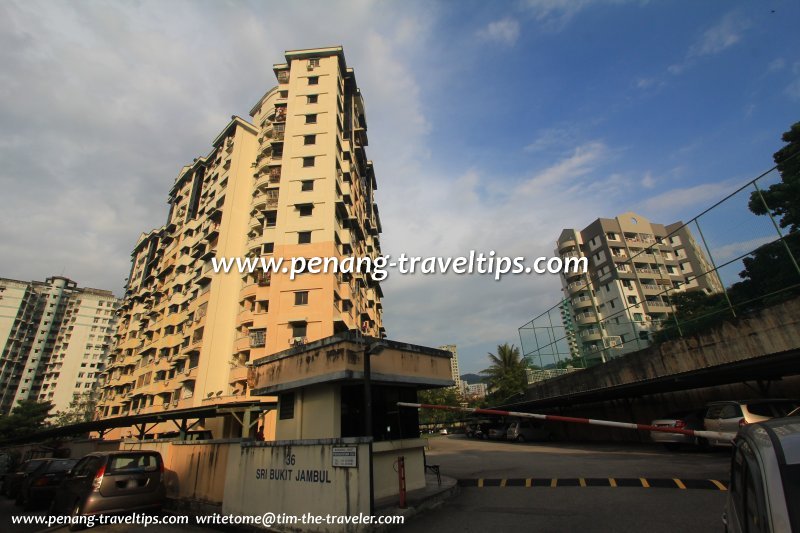 Sri Bukit Jambul Apartment, entrance