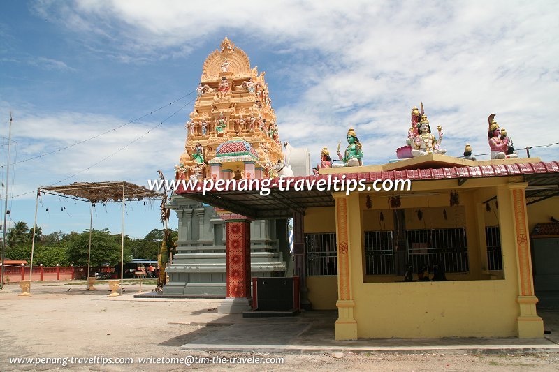Side view of the Sri Maha Mariamman Temple