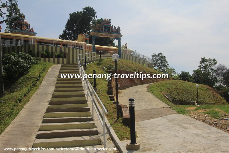 Stairs going up to the Sri Malai Muniswarar Temple