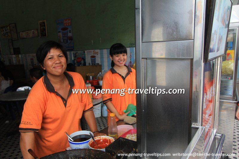 The stallkeepers of Tiger Char Koay Teow