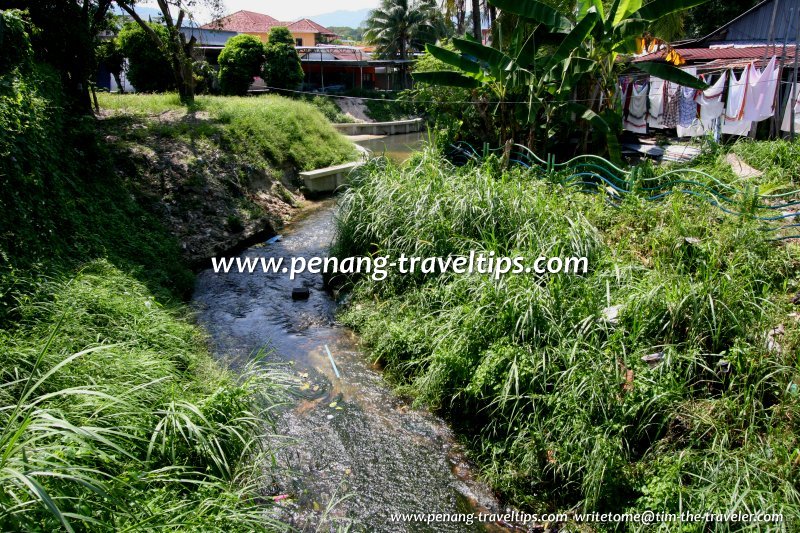 Sungai Air Terjun at Dhoby Ghaut, near its confluence with Sungai Air Itam