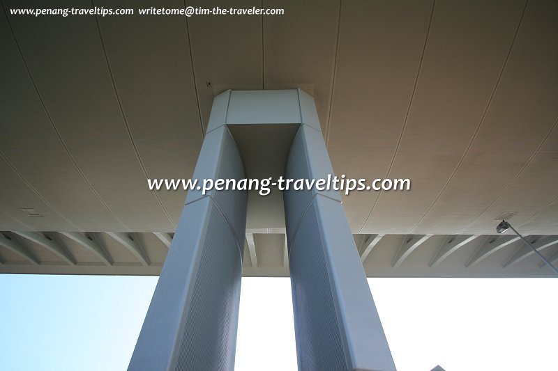 Sungai Prai Bridge column