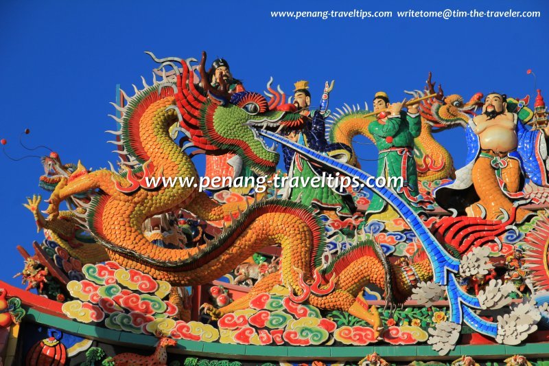 Water-spewing dragon, Noordin Street Tow Moo Keong Temple