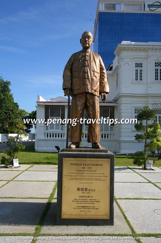 Yeap Chor Ee Statue